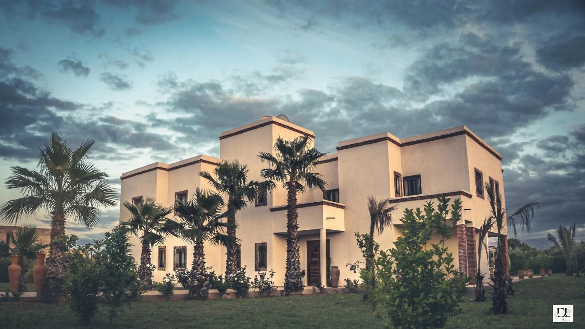 Suite Village De Dar Lazrek Guest House & More Heddad